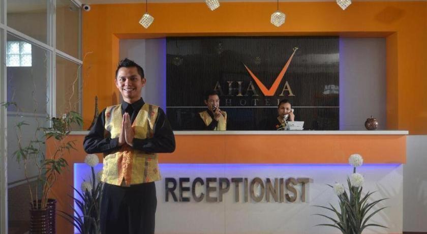 โรงแรมอฮาวา มาเกอลัง ภายนอก รูปภาพ